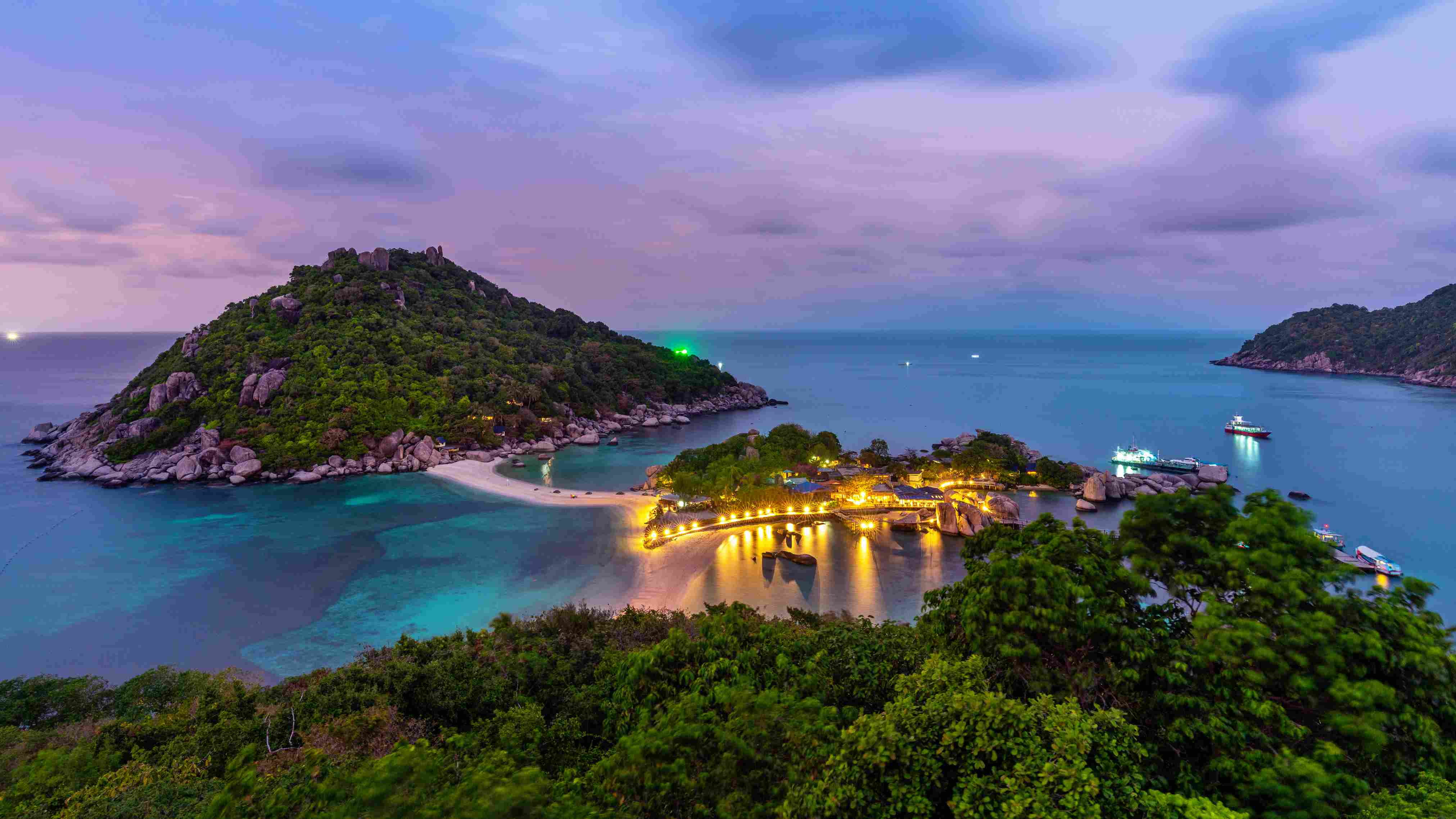 Rainforest helicopter and retreat